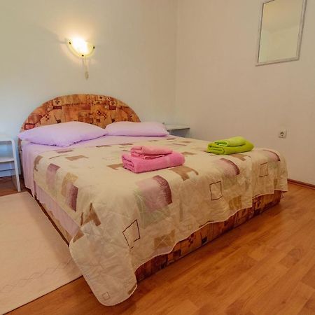 Mundanije Apartment Dumicic 2 מראה חיצוני תמונה