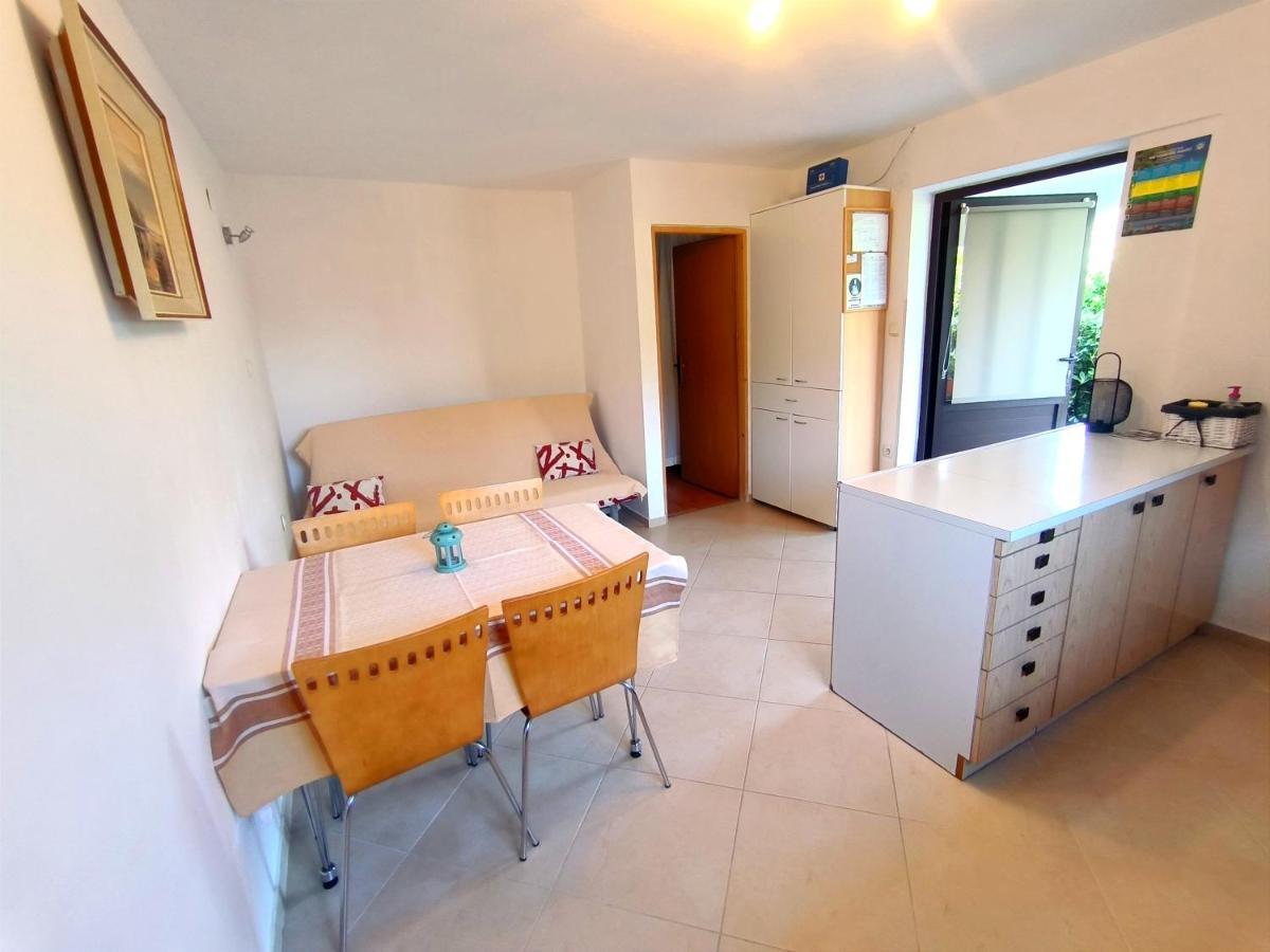 Mundanije Apartment Dumicic 2 מראה חיצוני תמונה