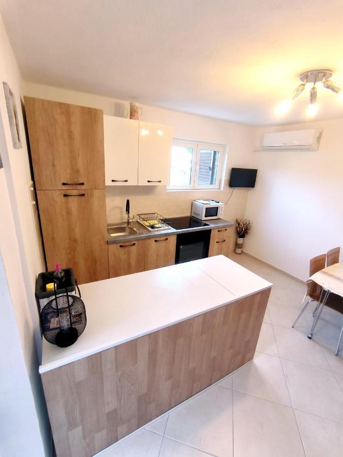 Mundanije Apartment Dumicic 2 מראה חיצוני תמונה